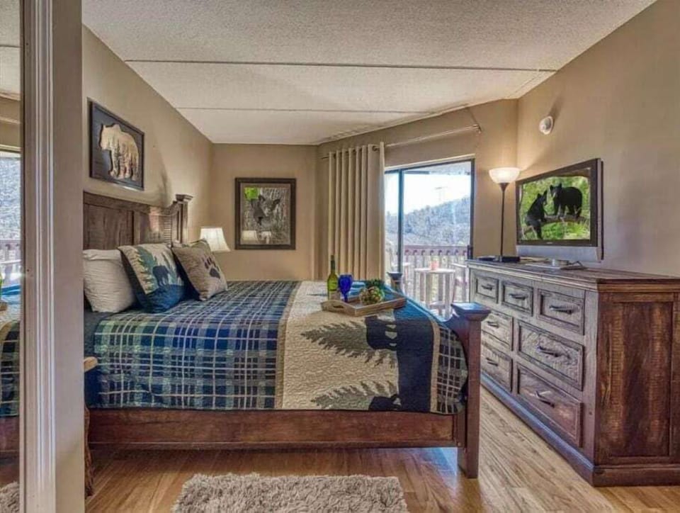 One of the Alpine Lookout's comfy bedrooms