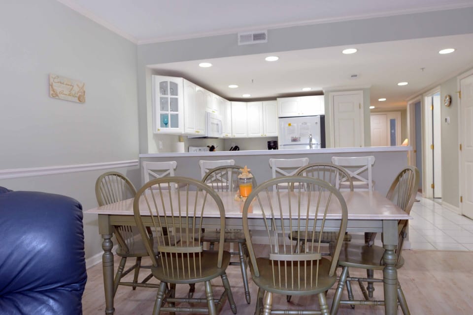 DINING-AREA