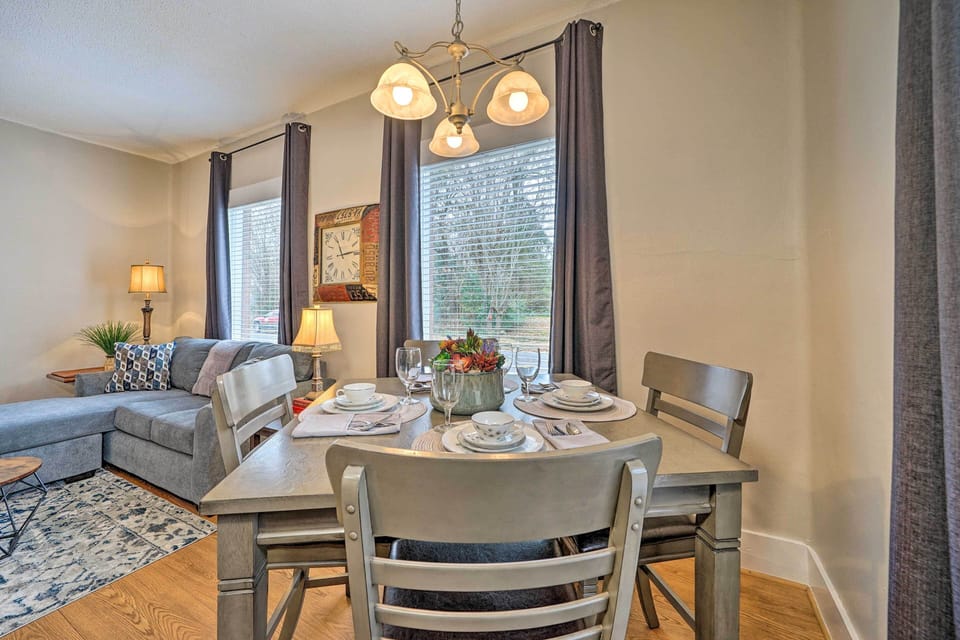 Dining Area | Dishware & Flatware