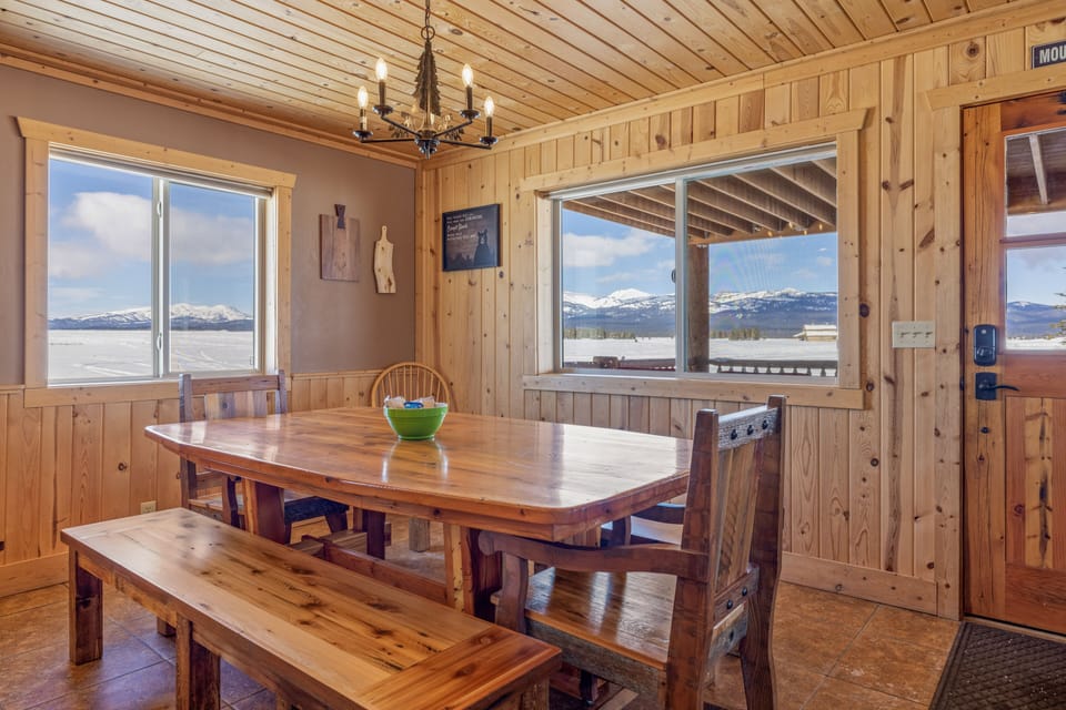 Liberty Lodge ~ has two dining tables