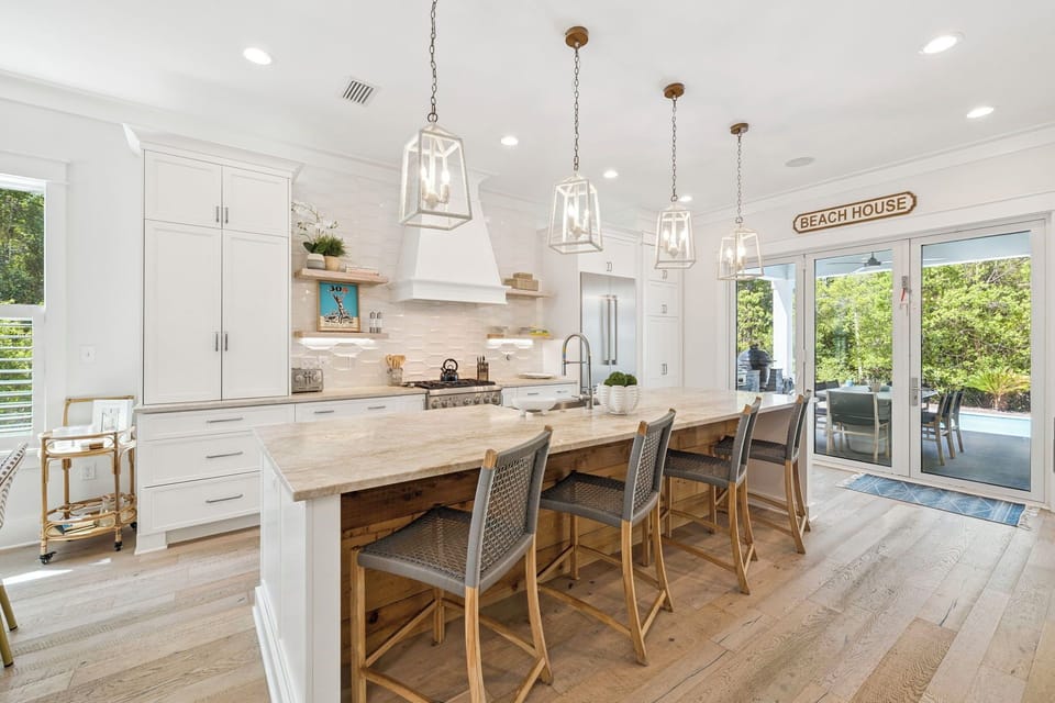 Spacious & Well Appointed Chef's Kitchen