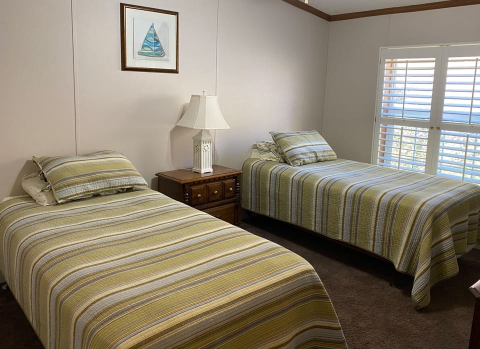 Bedroom three with 2 twin beds