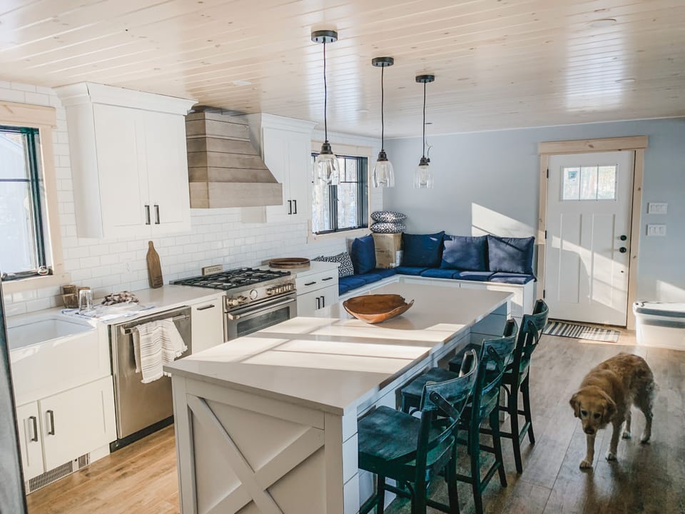 Newly updated farmhouse style kitchen