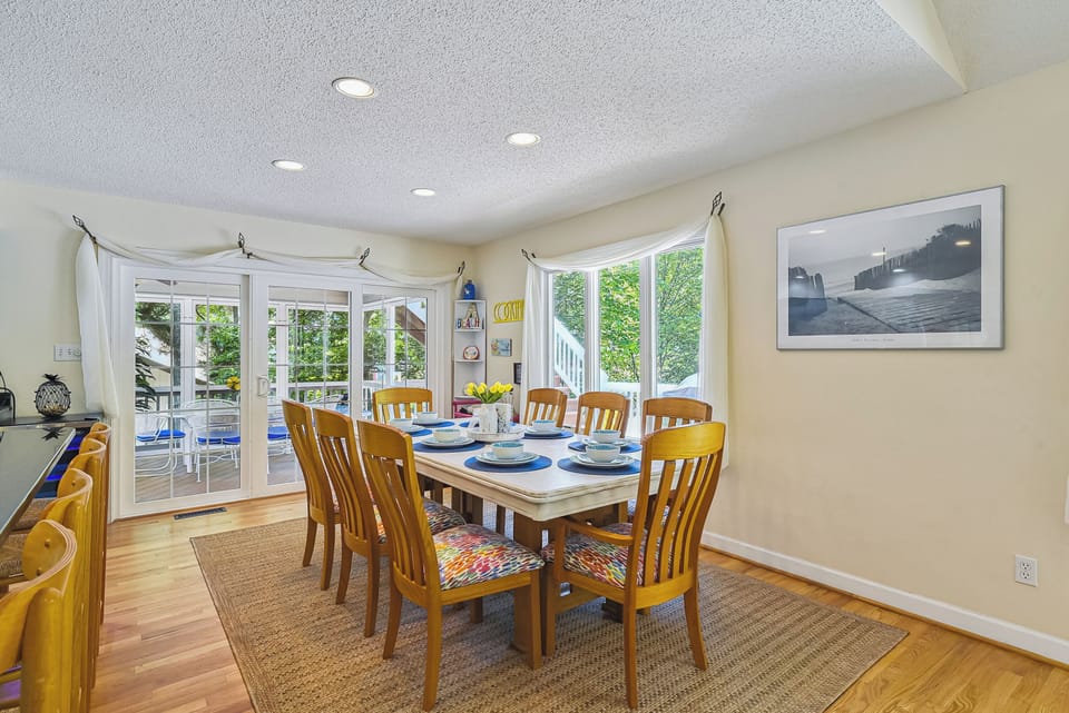 Main Level,Dining Area,