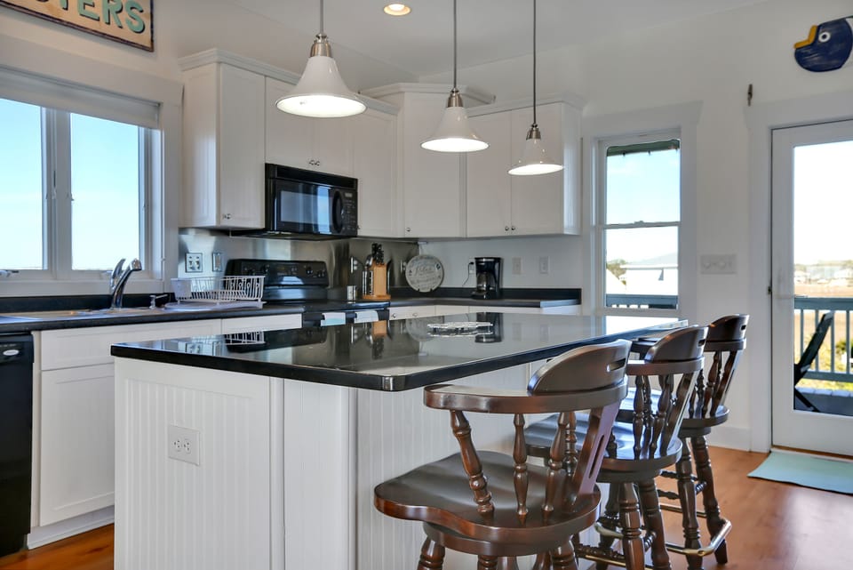 Fully furnished kitchen, including pots, dishes, silverware, etc.