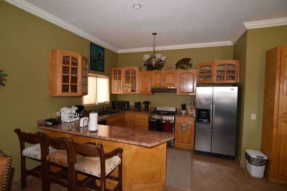 Los Sahuaros San Felipe Baja rental home - kitchen
