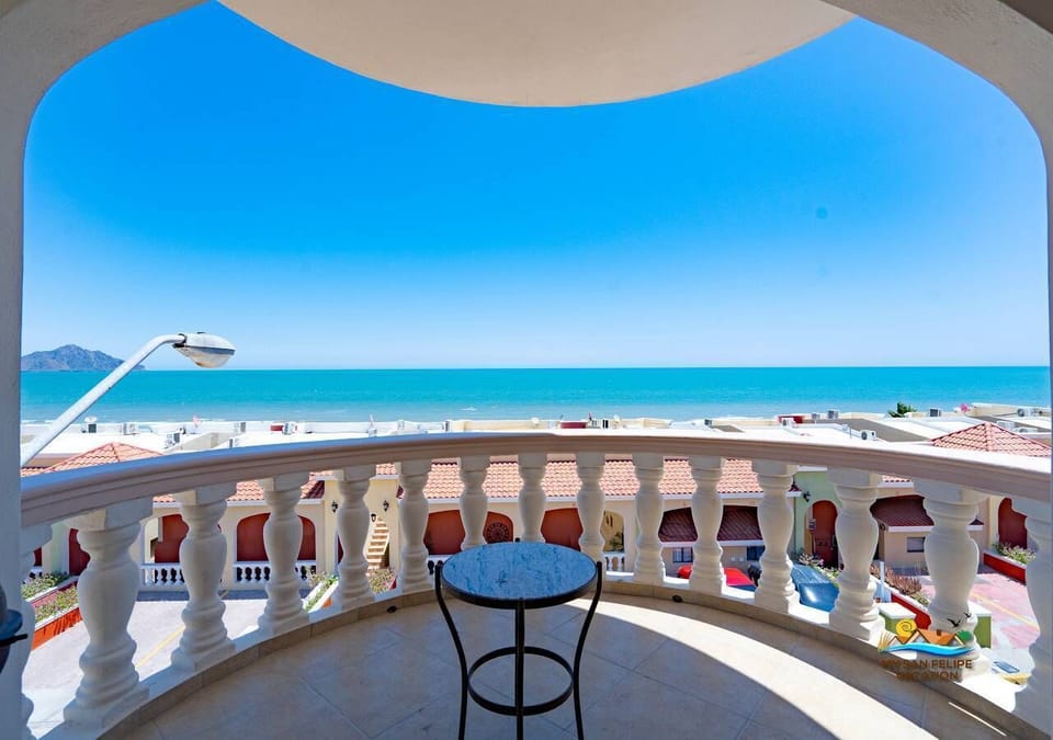 Jerry`s condo 4 in Villa las Palmas San Felipe - Balcony view