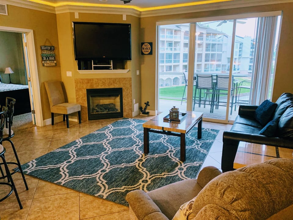 Living Area with Full Pull-Out Couch