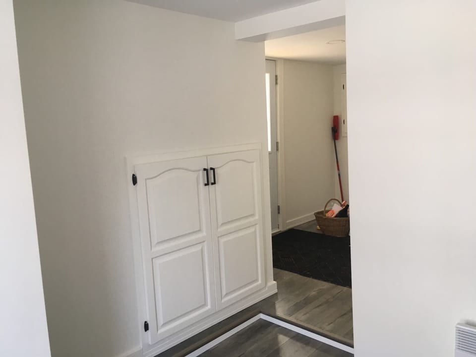 lower level is spacious entry/hallway where you can store bikes, luggage etc