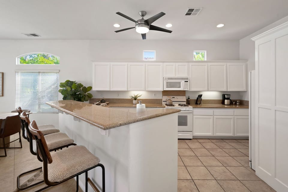 breakfast Bar