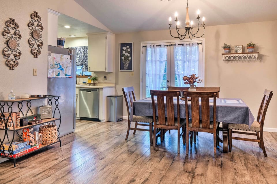 Dining Area | Dishware/Flatware | High Chair Available