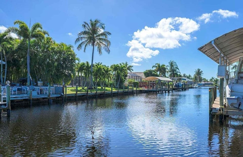 Villa Pelican Canal with Direct Gulf Access