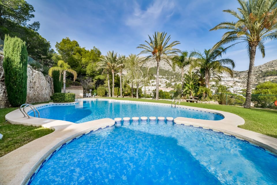 Communal swimming pool