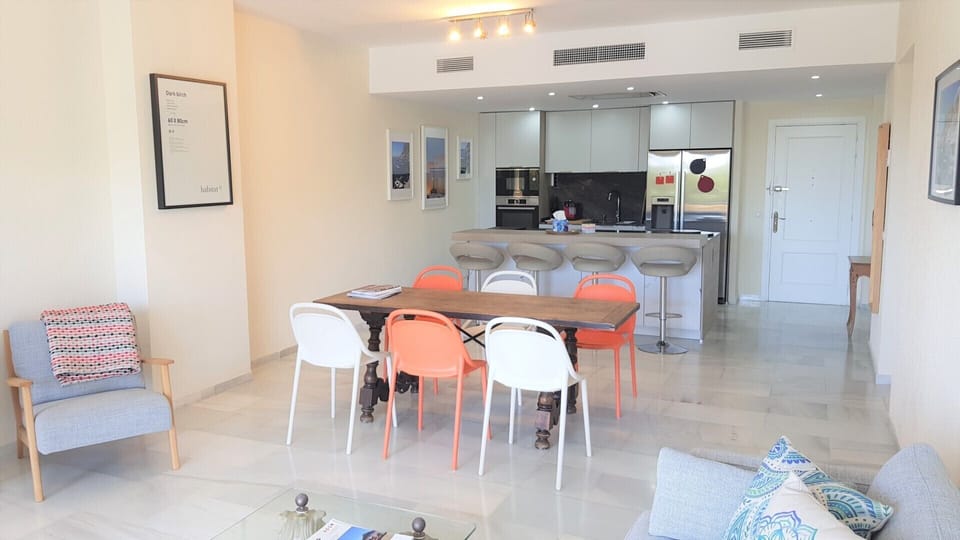 open kitchen fully equipped 