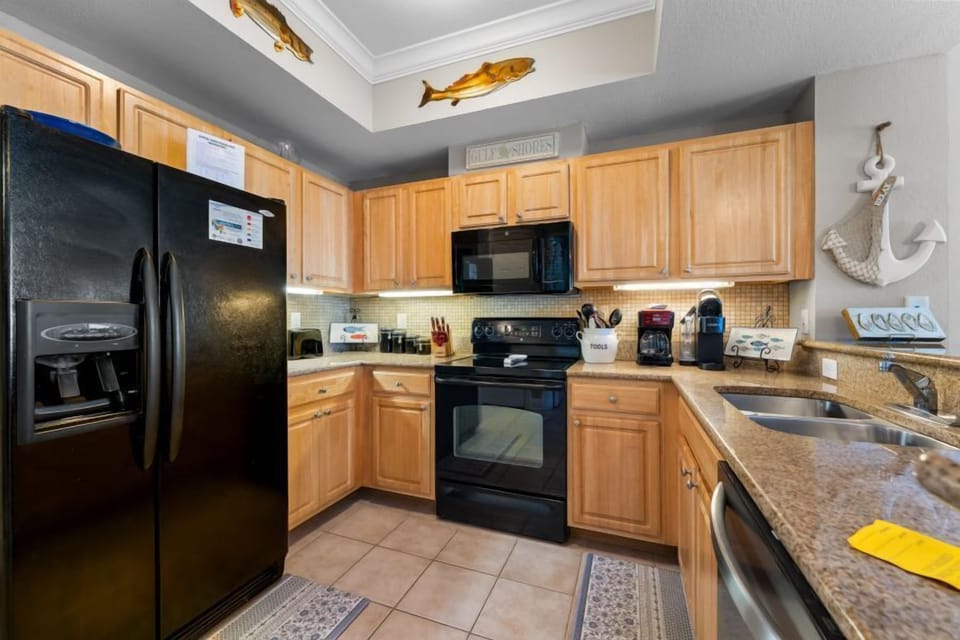 Crystal Tower 1308 Kitchen