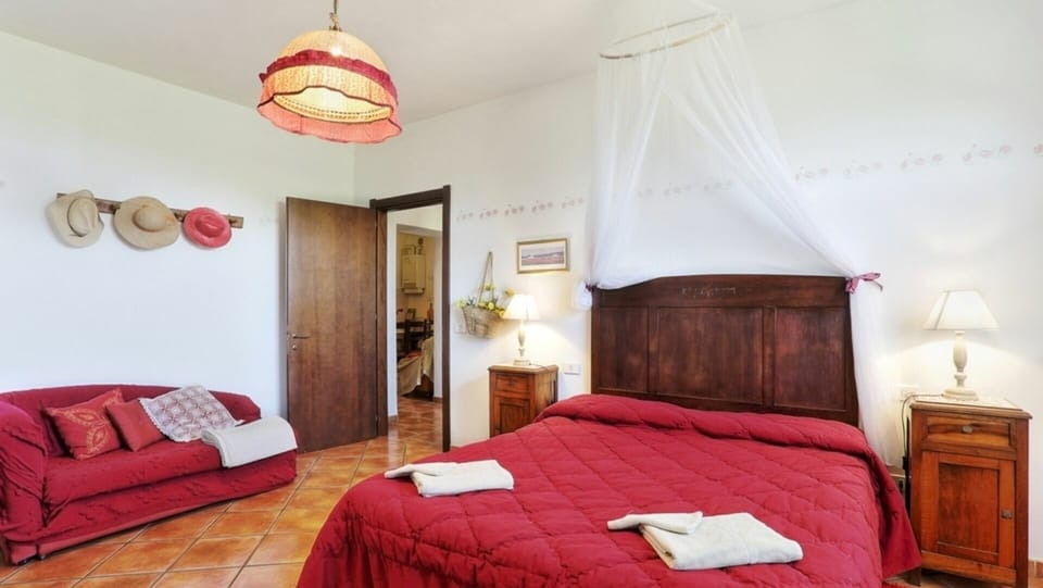 Furniture, Comfort, Cabinetry, Lighting, Orange, Wood, Interior Design, Bed Frame, Flooring, Lamp