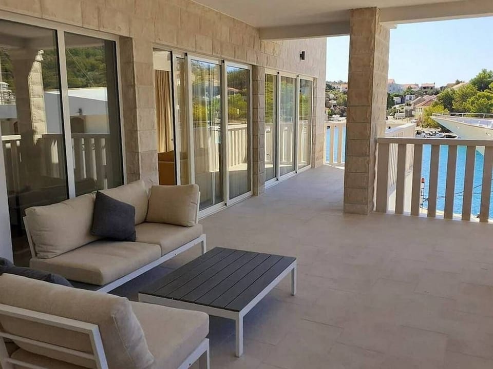 Terrace 1