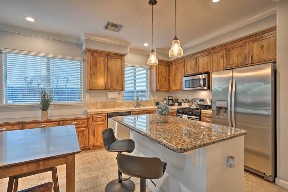 Fully Equipped Kitchen | 1st Floor | Dishwasher