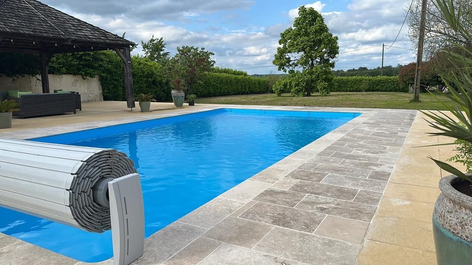 NEW 10M x 5M pool