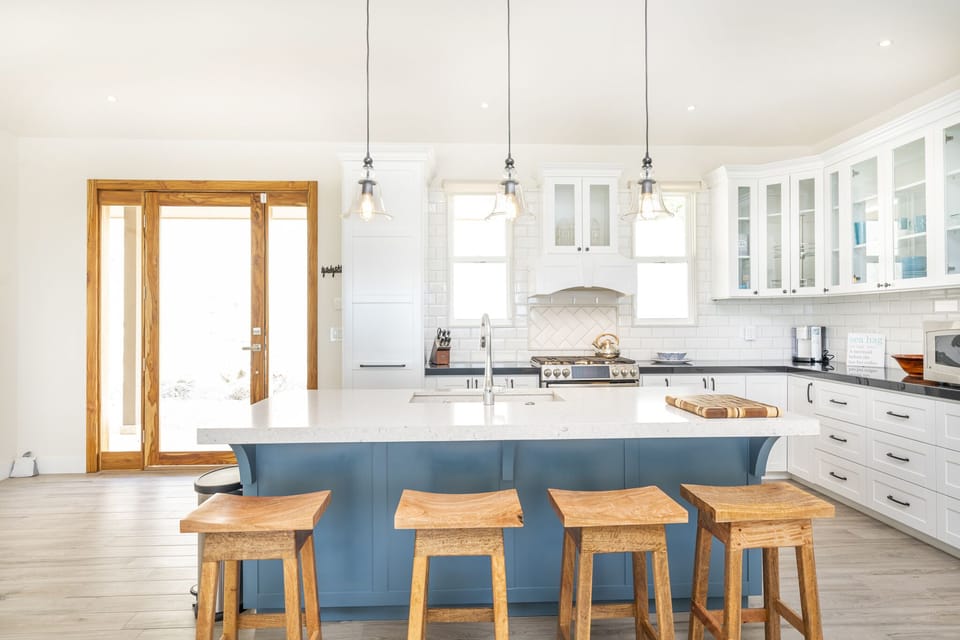 Kitchen Island with Breakfast Bar