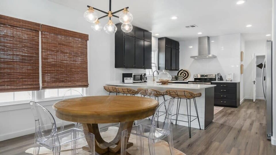 Dinning Room.