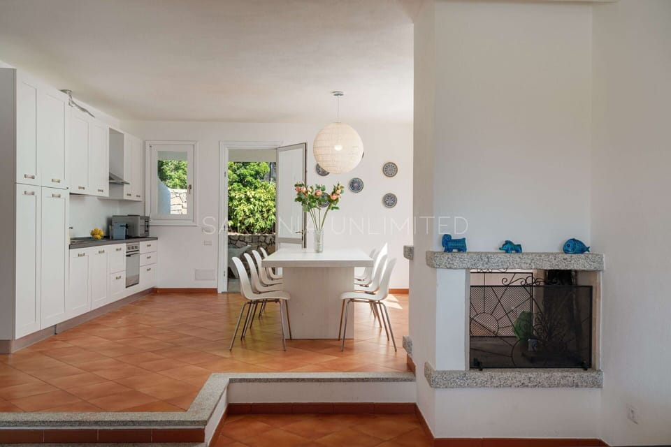 Villa for rent Santa Teresa di Gallura dining room