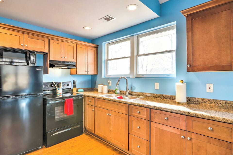 Kitchen | Well-Equipped | Drip Coffee Maker