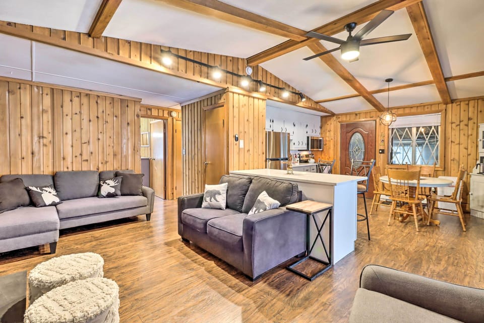 Living Room | Full Sleeper Sofa