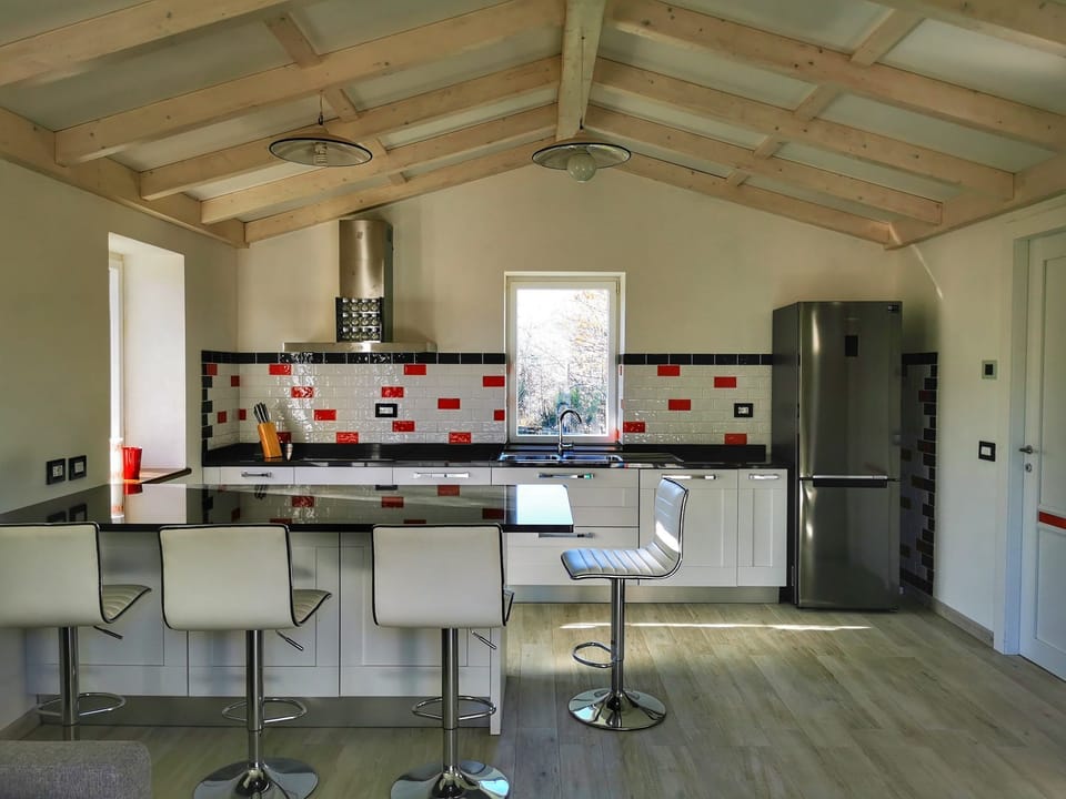 Fully equipped modern kitchen diner