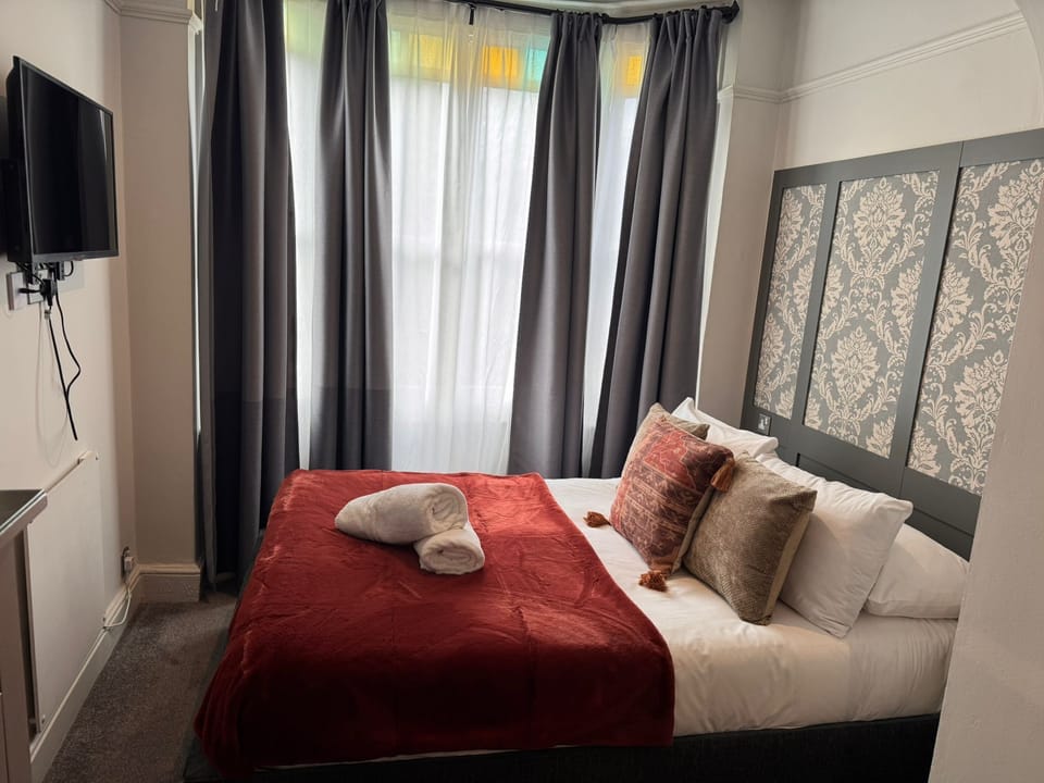 double standard en-suite room 3