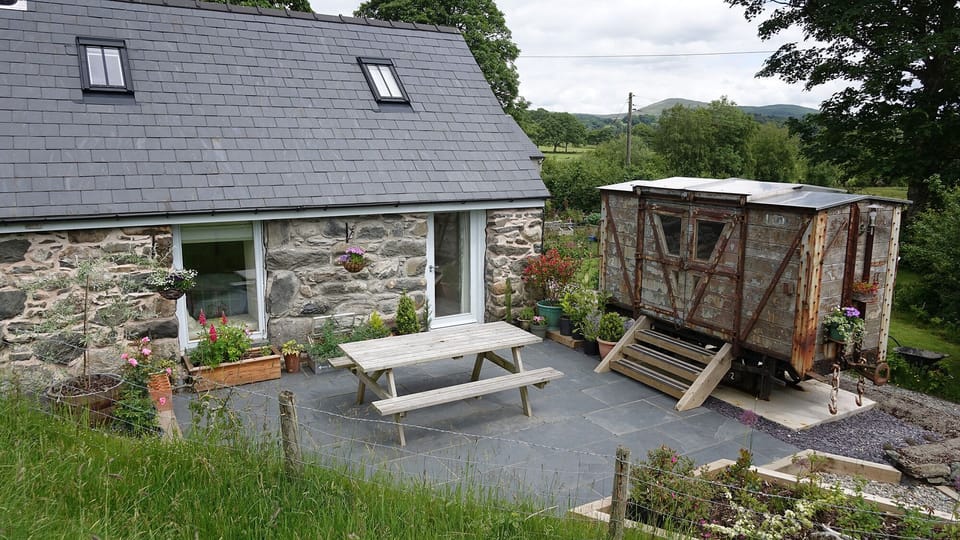 Y Lle Hysbys Guest annexe