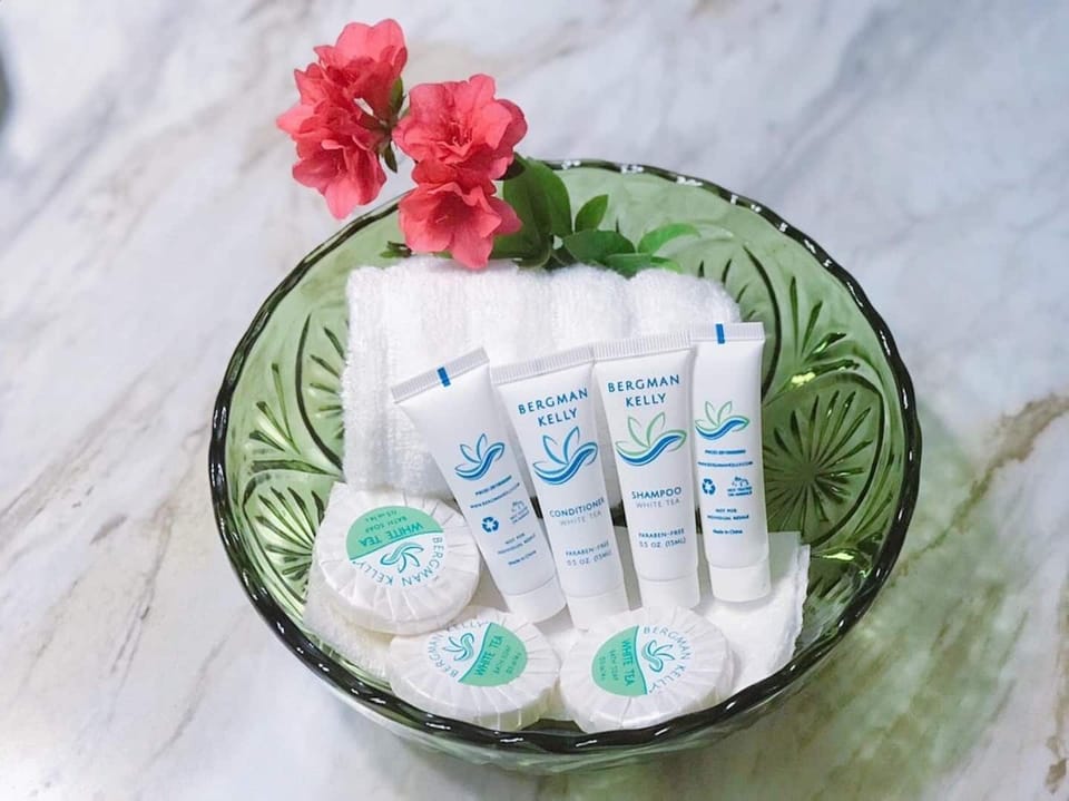Bathroom amenities