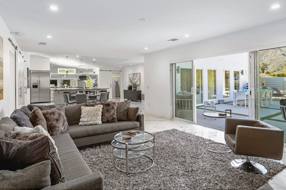 Indoor-outdoor living at its best