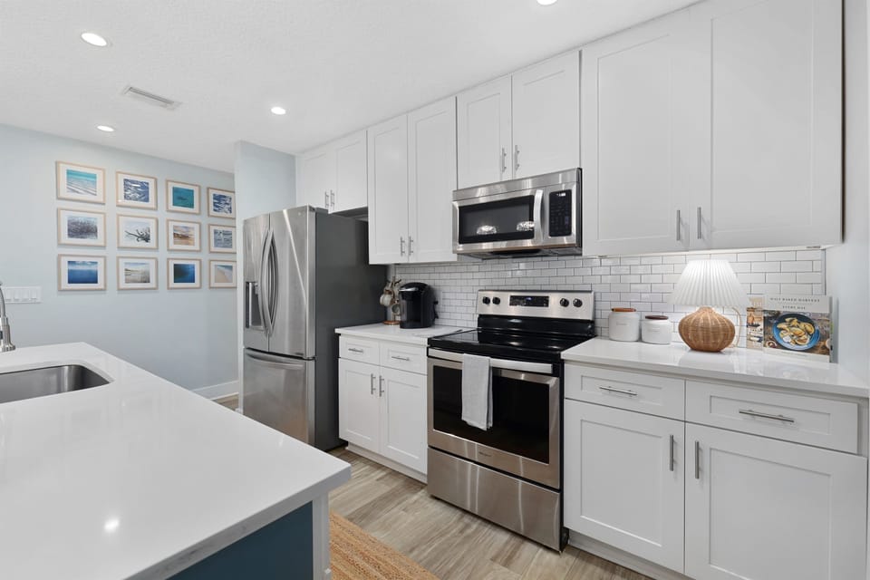Fully equipped kitchen with everything you need 