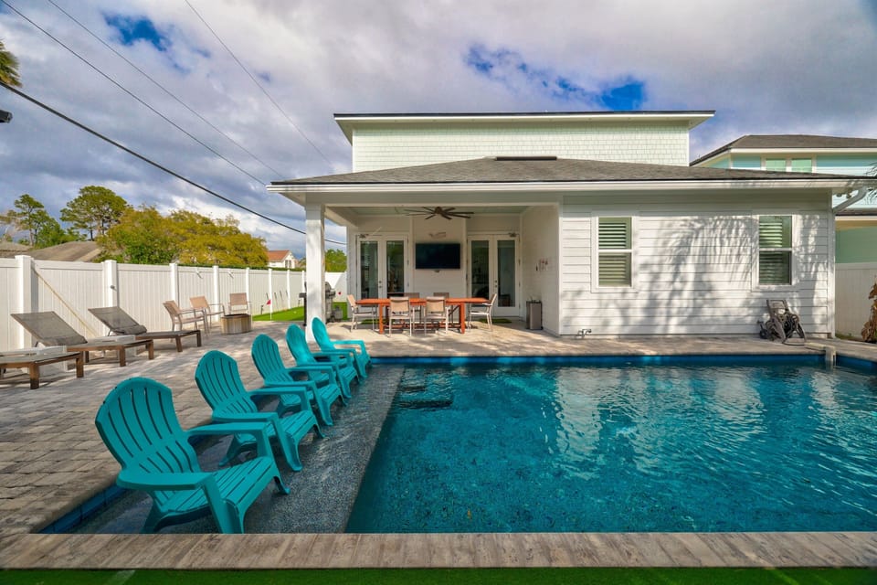 Heated saltwater pool at the main house