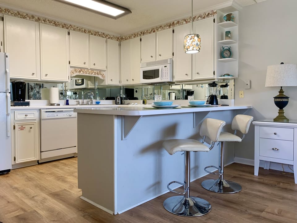 Fully equipped kitchen