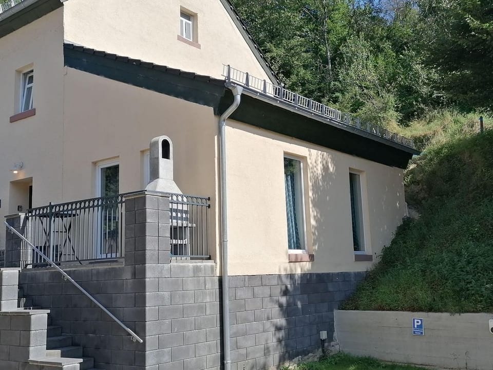 Vacation home Enztal (up to 14 persons) - South Eifel family and group vacation homes House in Luxembourg
