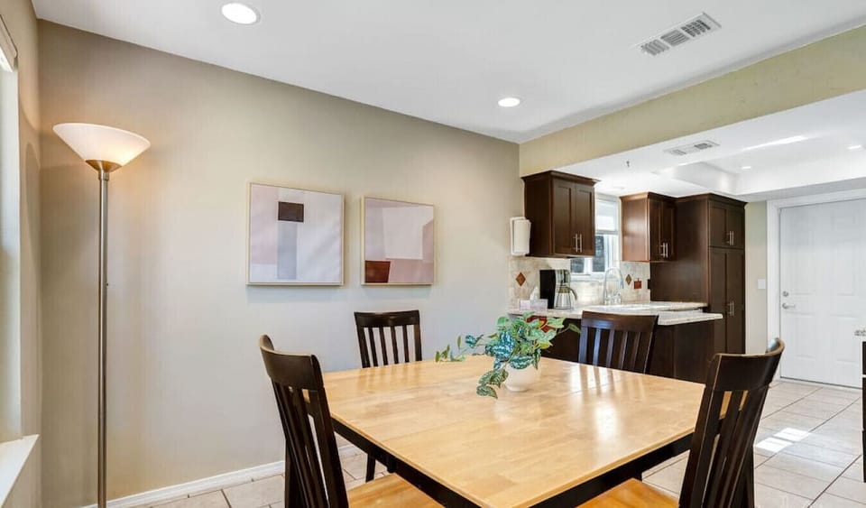 Dining room with seating for 4 and more dining outside