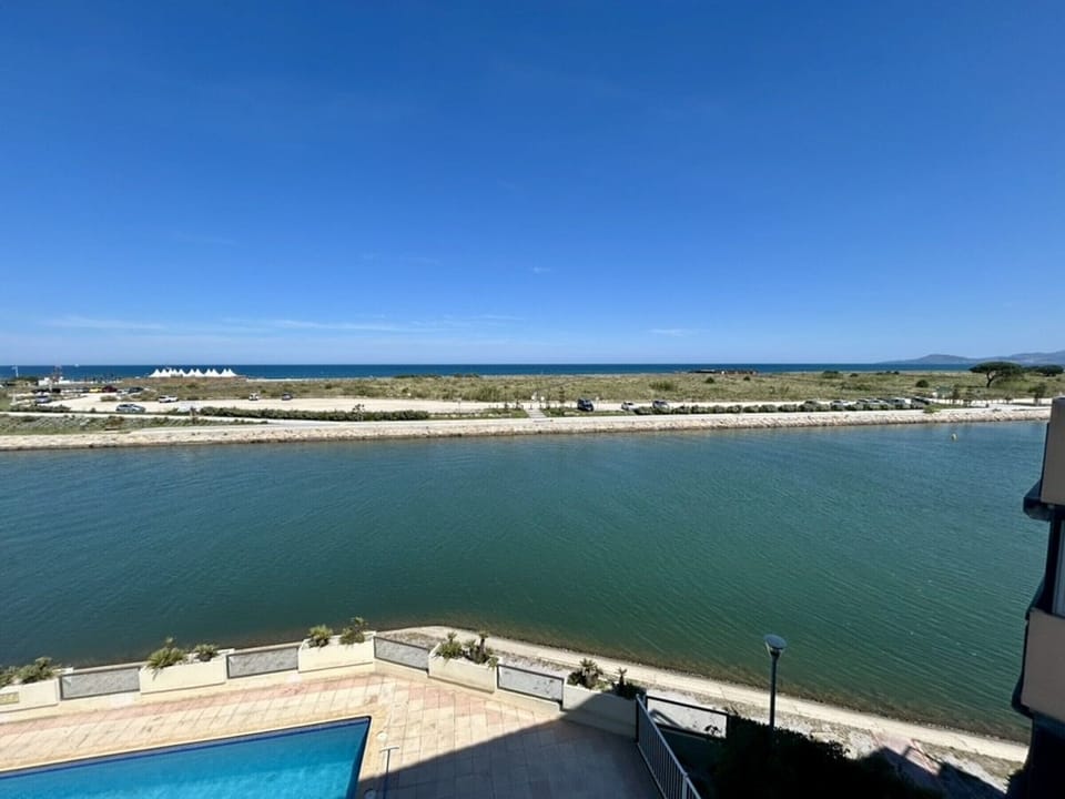 Beach/ocean view