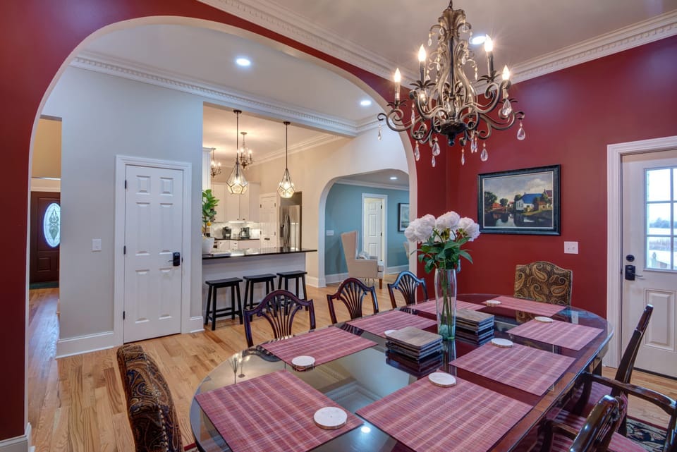 Additional dining room views