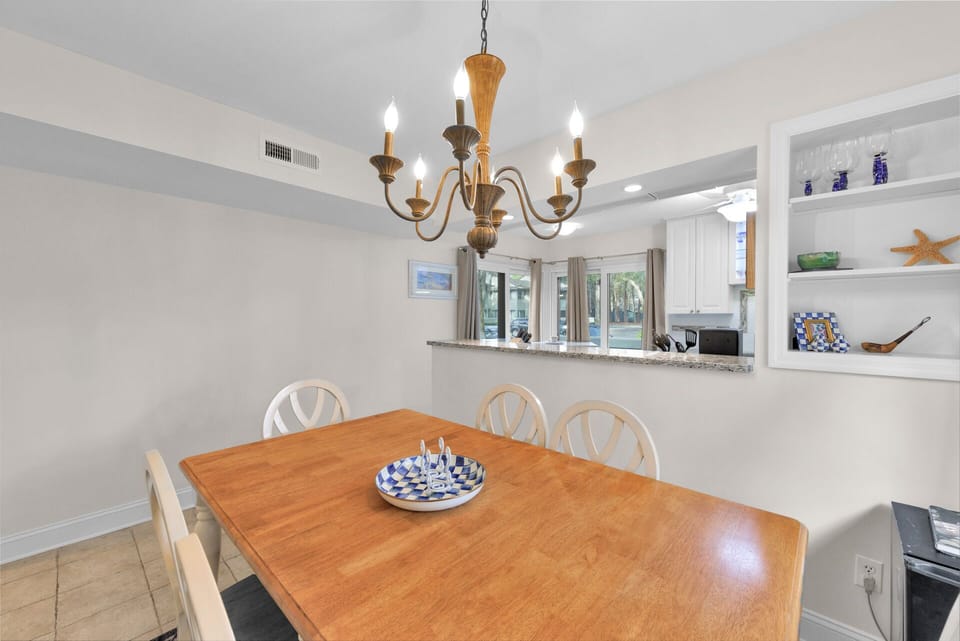 Dining table featuring 6 chairs