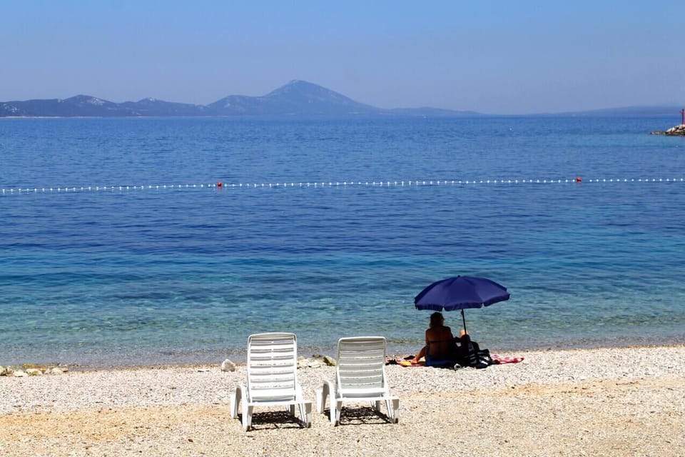 Nearby beaches