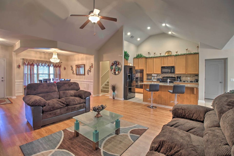 Living Room | Main Floor | Free WiFi
