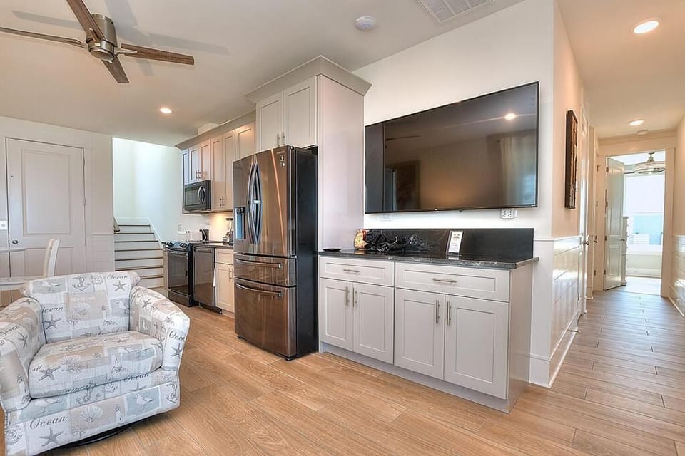 Second Floor Kitchen and Common Area