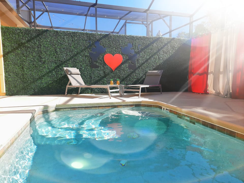 Enclosed Private Pool