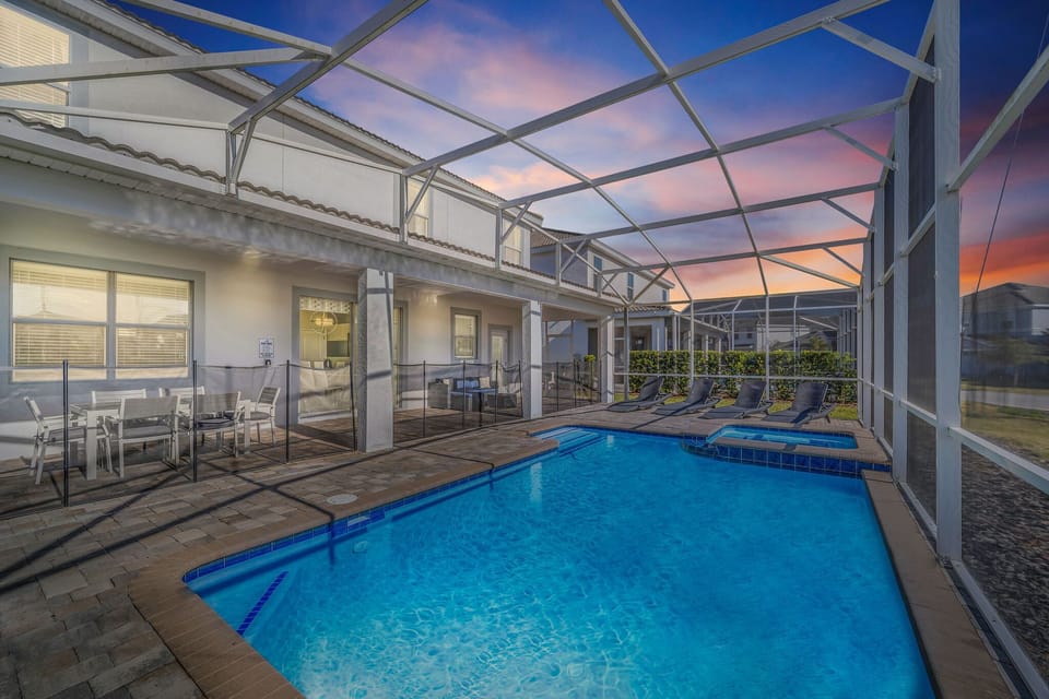 Pool & Spa  