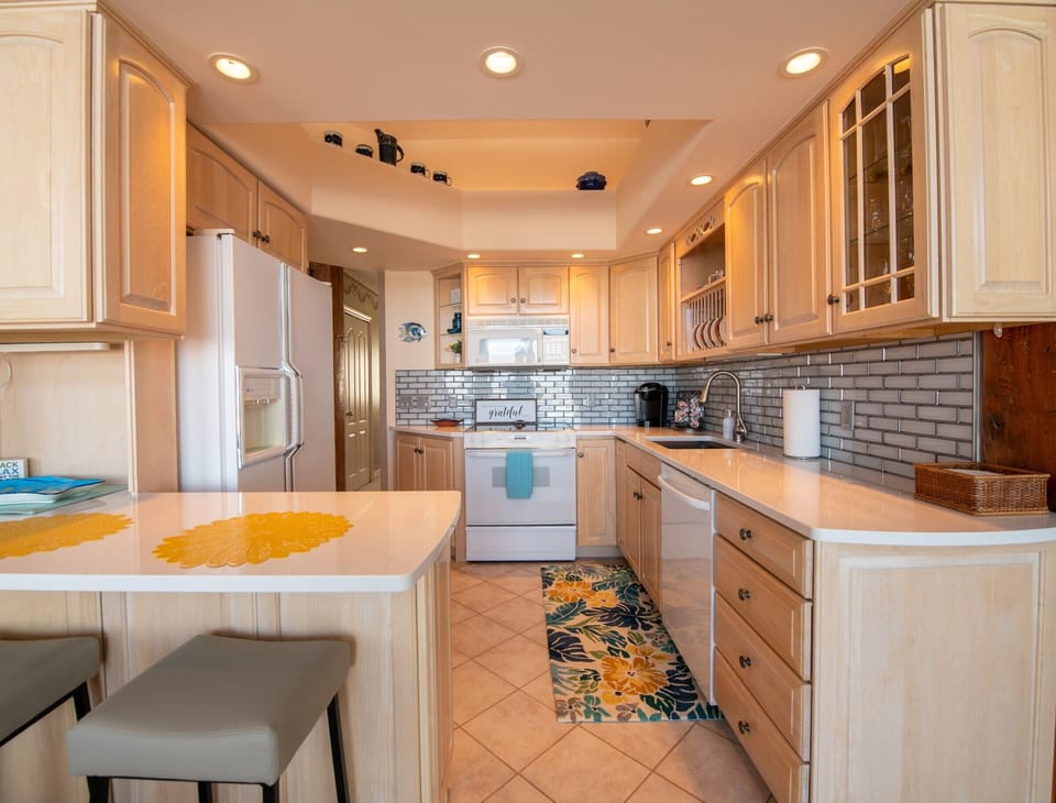 Full Kitchen 