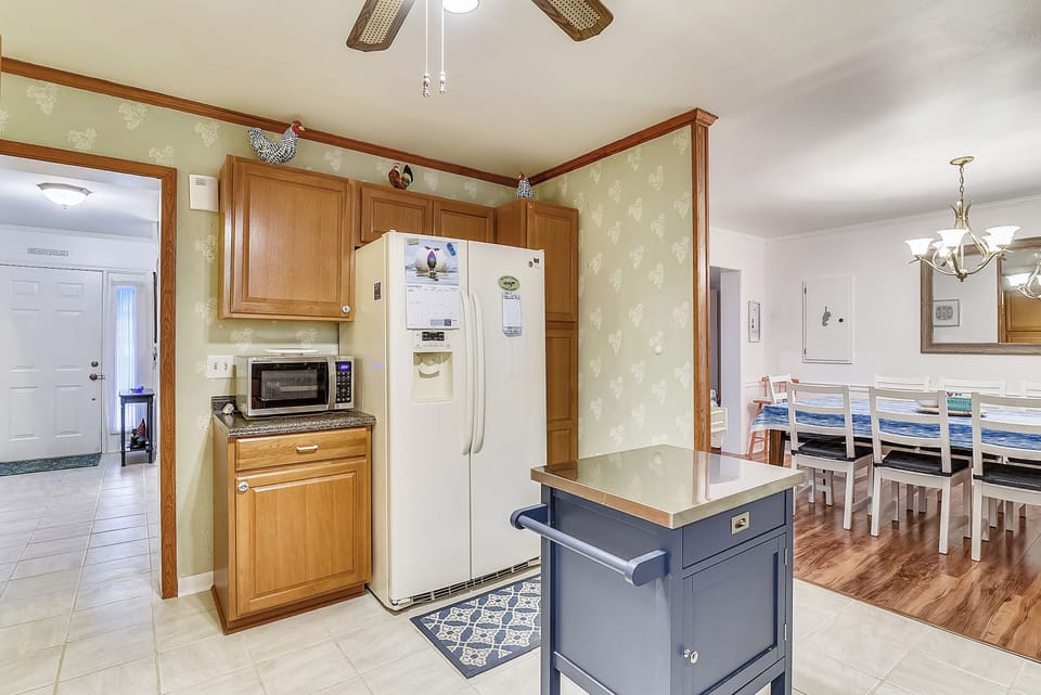 Main Level,Kitchen,