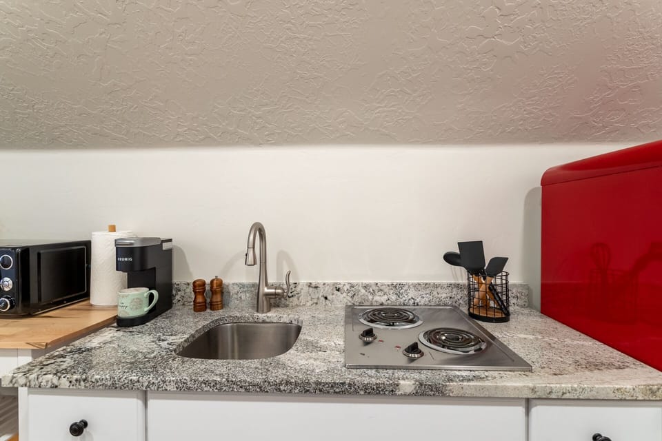Stovetop burners and sink