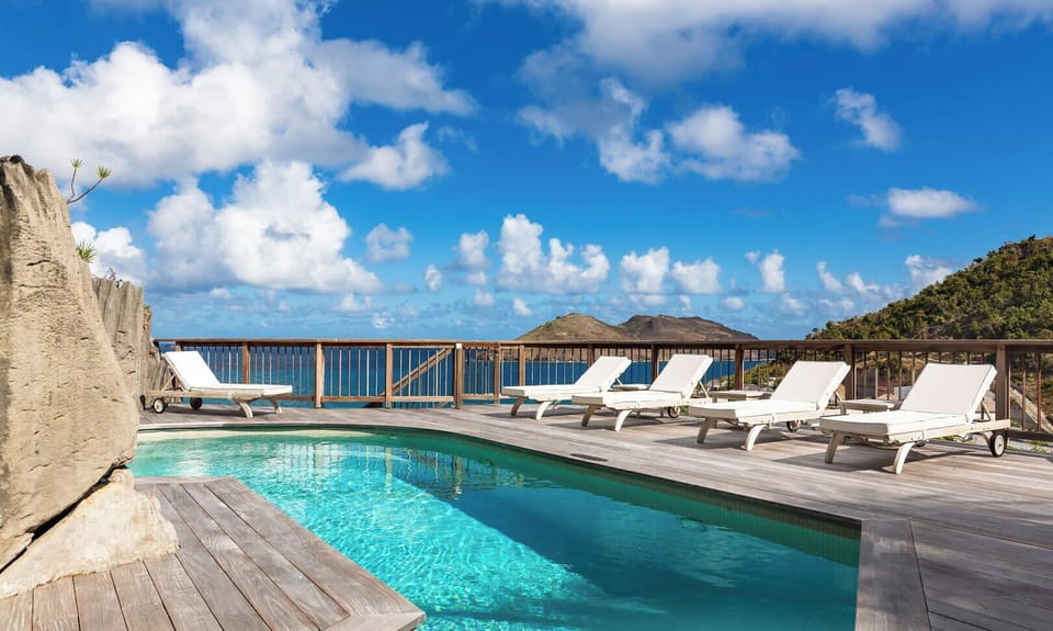 Pool & Terrace